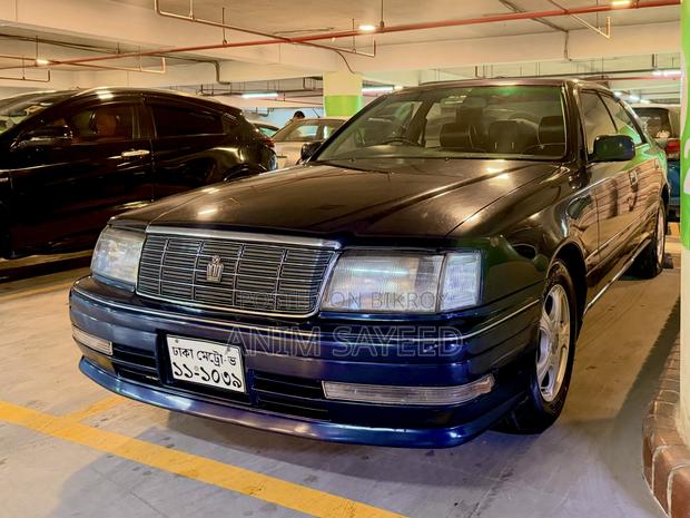 Toyota Crown 1997 Blue