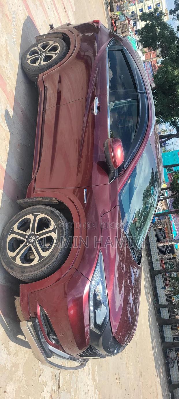 Honda Vezel 1.5 Hybrid 2WD 2015 Red