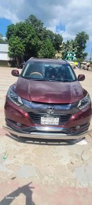 Honda Vezel 1.5 Hybrid 2WD 2015 Red for sale