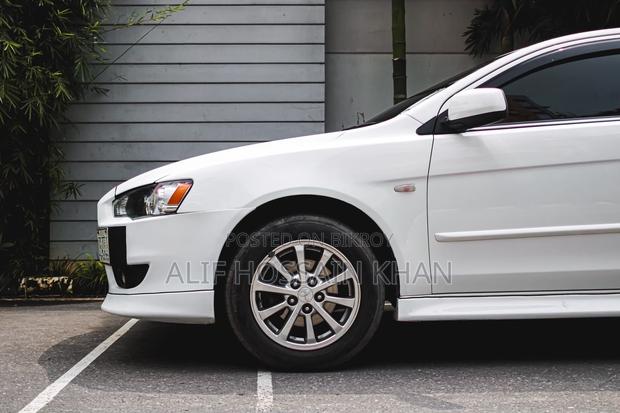 Mitsubishi Lancer 2010 Pearl