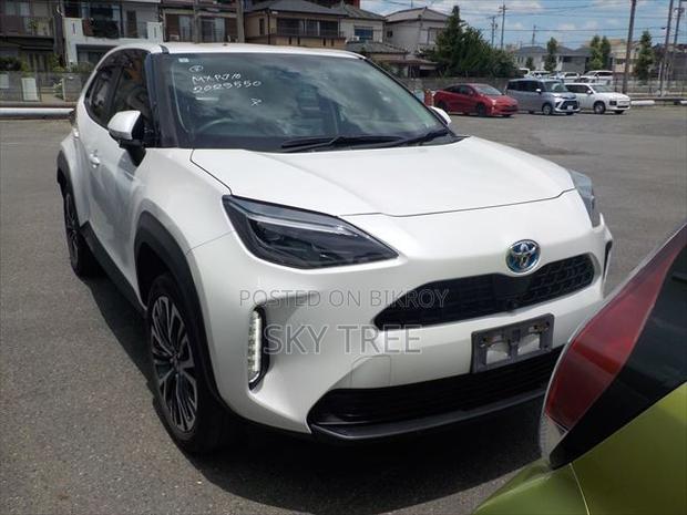 Toyota Yaris Cross 2021 Pearl