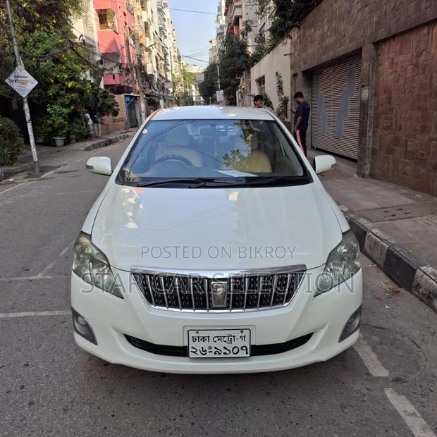 Toyota Premio 2012 Pearl