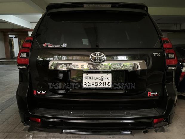 Toyota Land Cruiser Prado 2.7 2020 Black