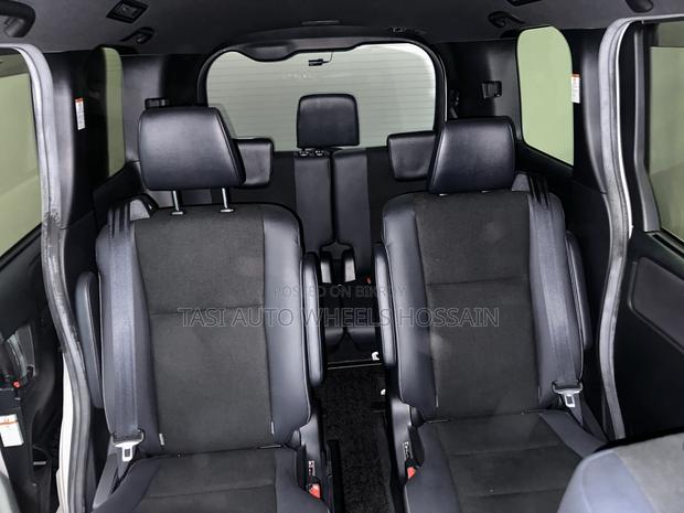 Toyota Noah 1.8 FWD Hybrid (7 seater) 2021 Pearl