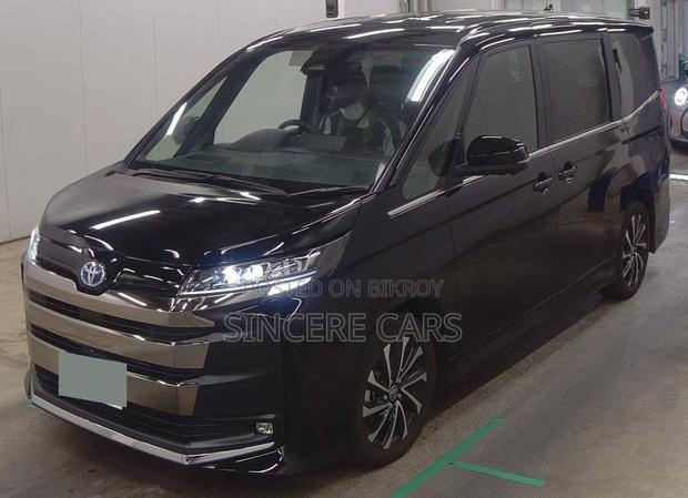 Toyota Noah 2023 Black