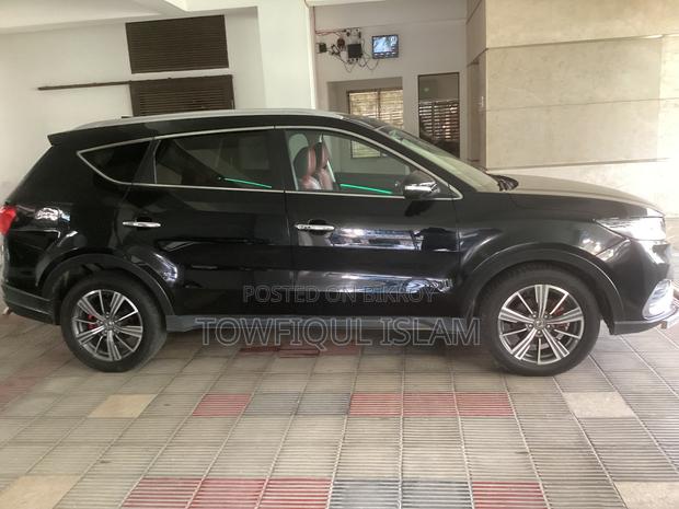 DFSK Glory 580 Premium 2024 Black