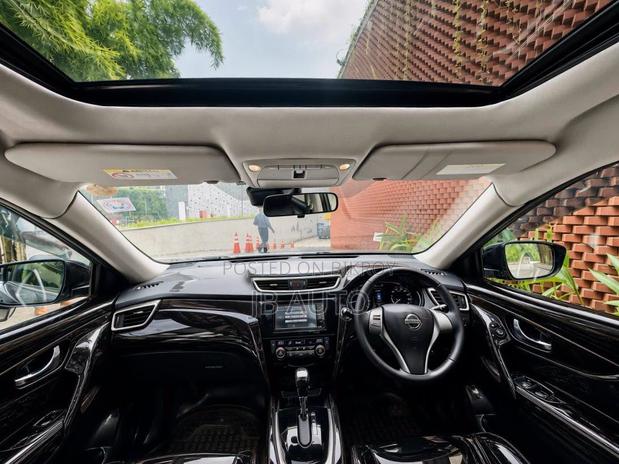 Nissan X-Trail 2015 Silver
