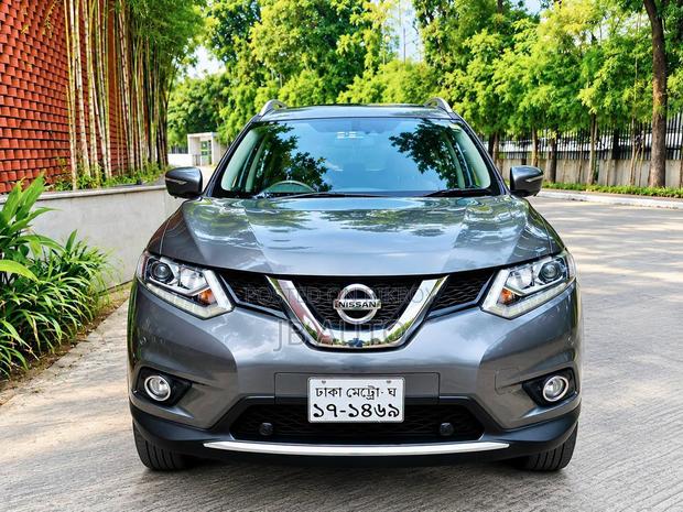 Nissan X-Trail 2015 Silver