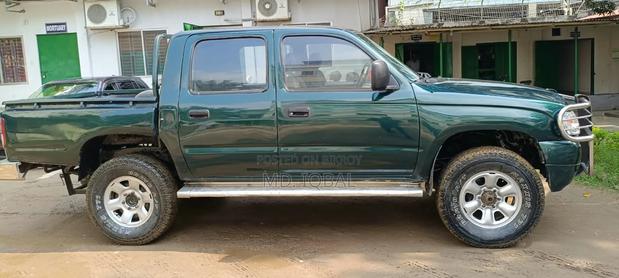 Toyota Hilux 2.5 Cab 2005 Green