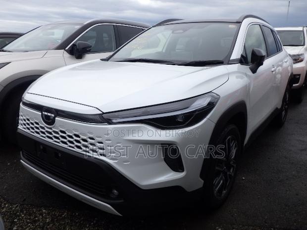 Toyota Corolla Cross 2025 Pearl