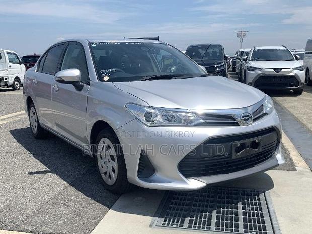 Toyota Axio 2021 Silver