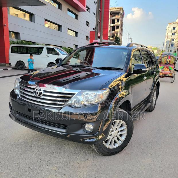 Toyota Fortuner 2013 Black