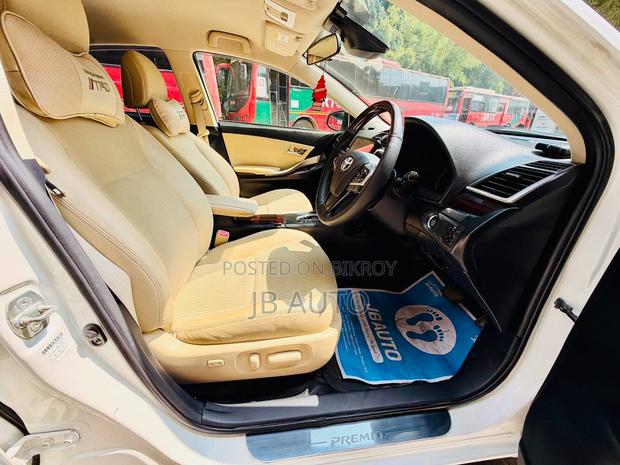 Toyota Premio 2018 Pearl