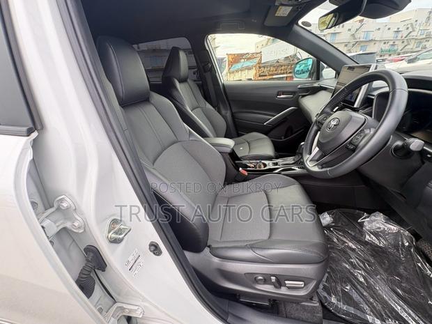 Toyota Corolla Cross 2023 Pearl