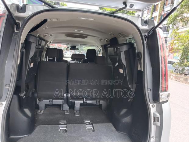 Toyota Noah 2.0 FWD (8 Seater) 2021 Silver