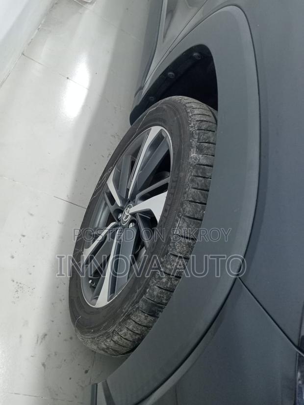 Toyota Corolla Cross 1.8 Hybrid FWD 2021 Black