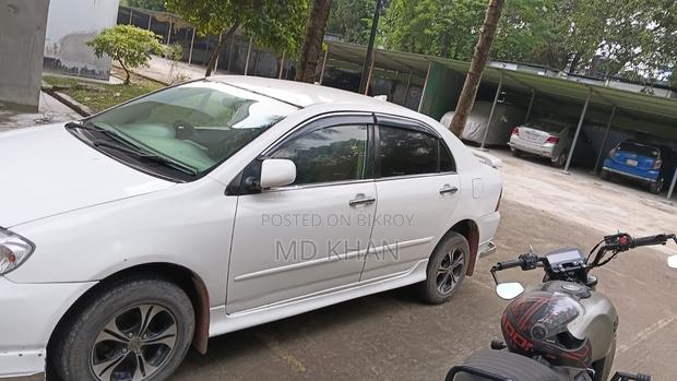 Toyota Corolla Sedan 2003 White