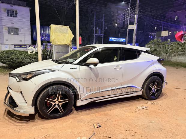 Toyota C-HR 2017 Pearl