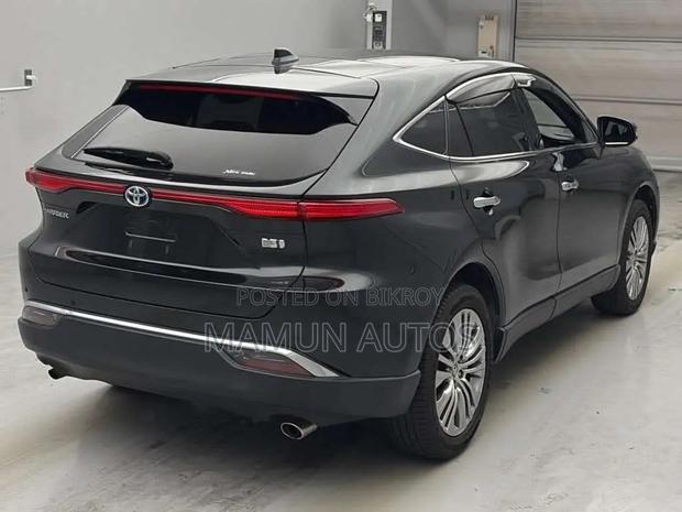 Toyota Harrier 2.5 Hybrid 2021 Black