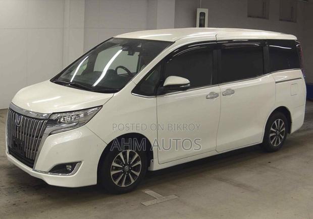 Toyota Esquire 1.8 FWD Hybrid (7 seater) 2021 Pearl