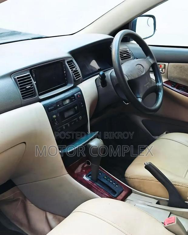Toyota Corolla Sedan 2003 White