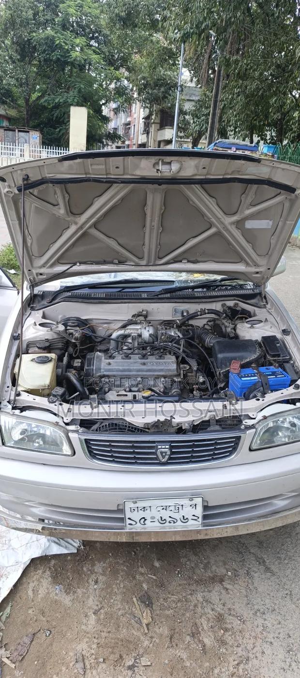 Toyota Corolla 1997 Silver