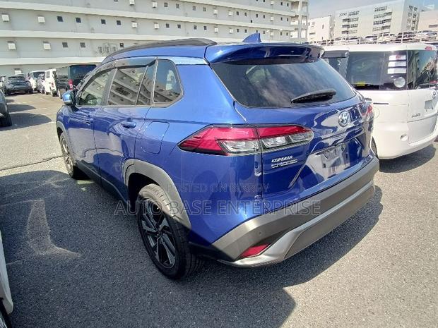 Toyota Corolla Cross 1.8 Hybrid FWD 2021 Blue