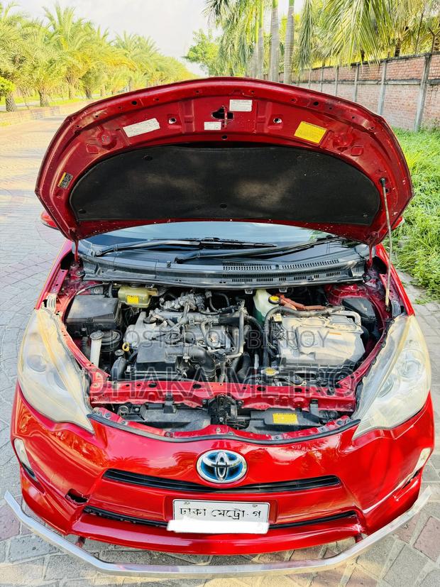 Toyota Aqua 2013 Red