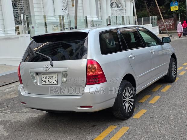Toyota Corolla Fielder 2004 Silver