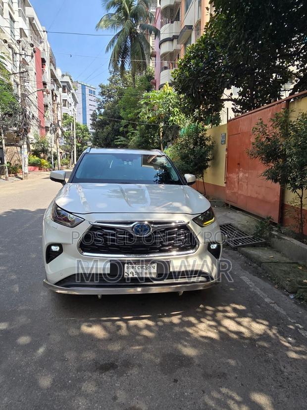 Toyota Highlander Platinum 2021 White