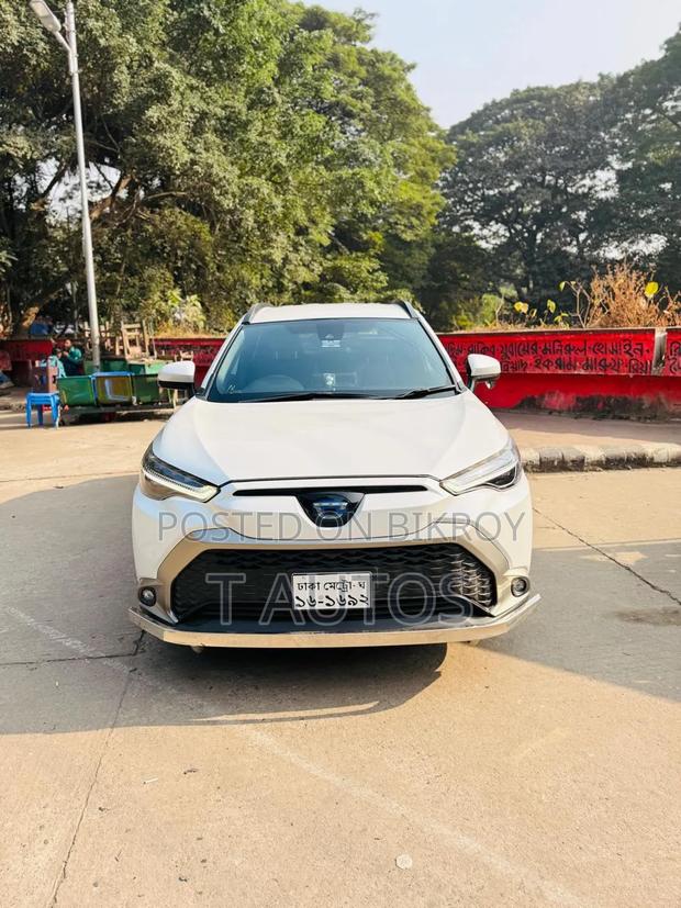 New Toyota Corolla Cross 2023 Pearl