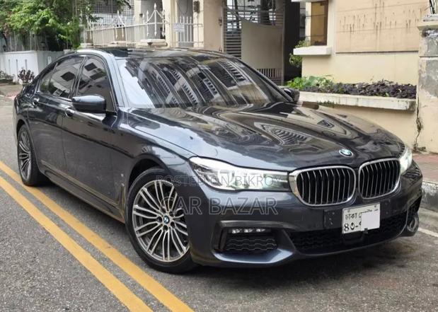 BMW 7 Series 2019 Gray