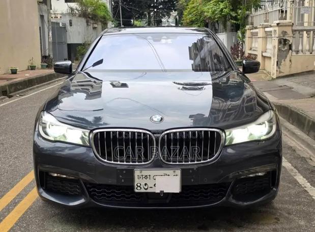 BMW 7 Series 2019 Gray