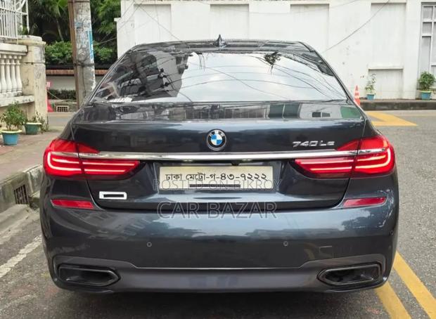 BMW 7 Series 2019 Gray
