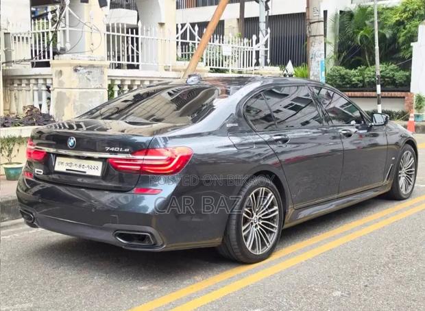BMW 7 Series 2019 Gray