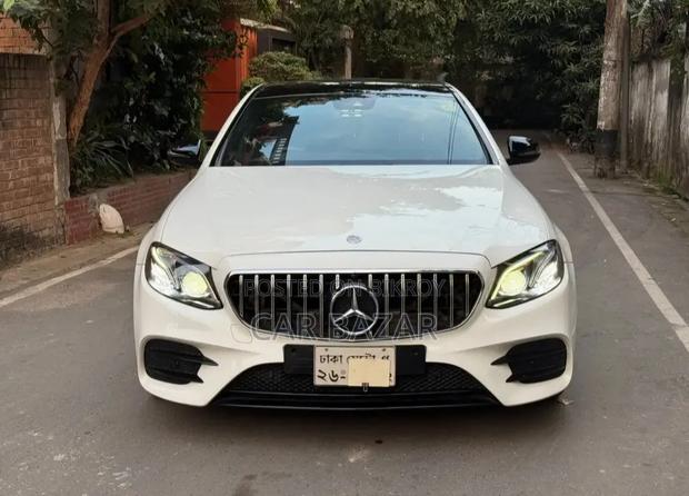 Mercedes-Benz E-Class 2016 White