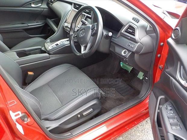 Honda Insight 2021 Red