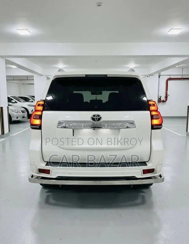 Toyota Land Cruiser Prado 2.7 2018 Pearl