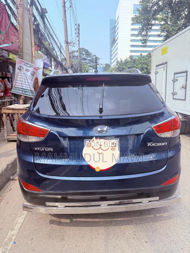 Hyundai Tucson 2012 Blue