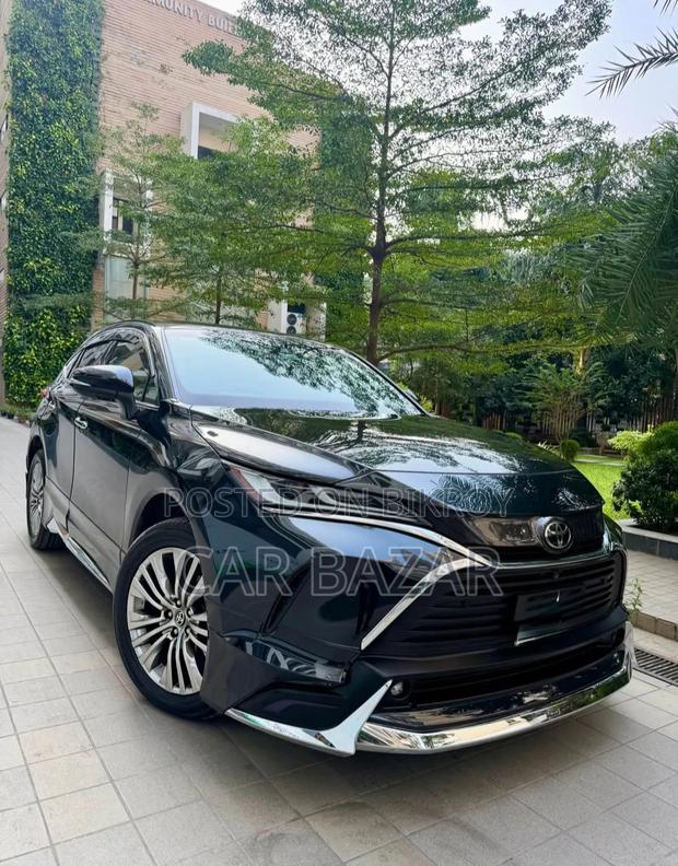 Toyota Harrier 2.0 2020 Black