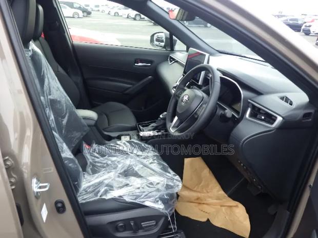 New Toyota Corolla Cross 2025 Brown