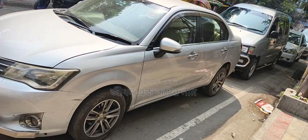 Toyota Axio 2013 Silver