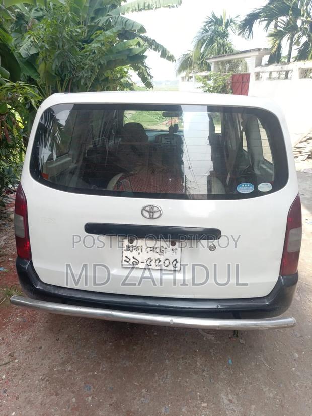 Toyota Probox 2005 White