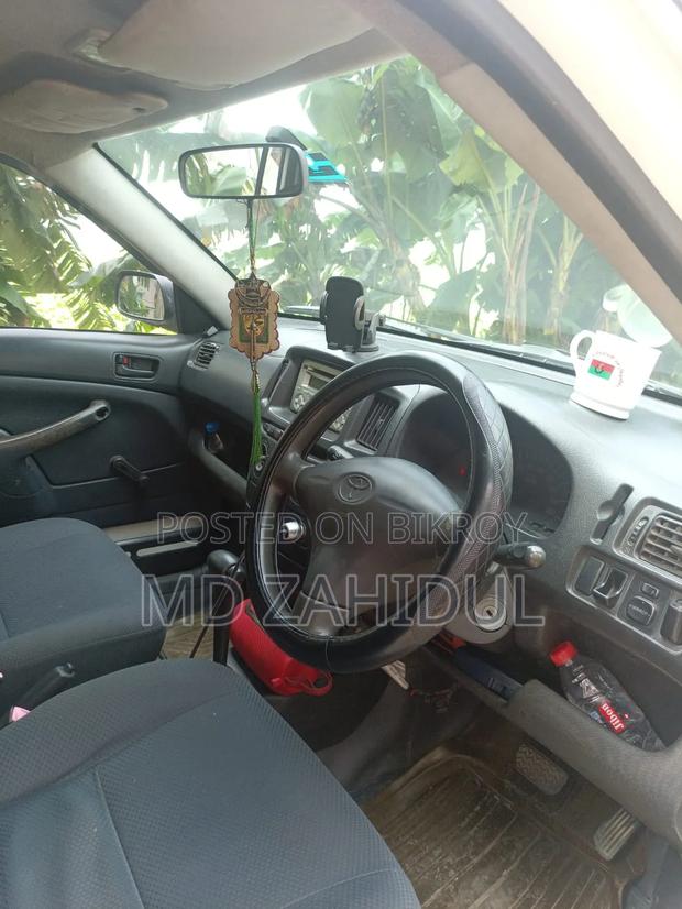 Toyota Probox 2005 White