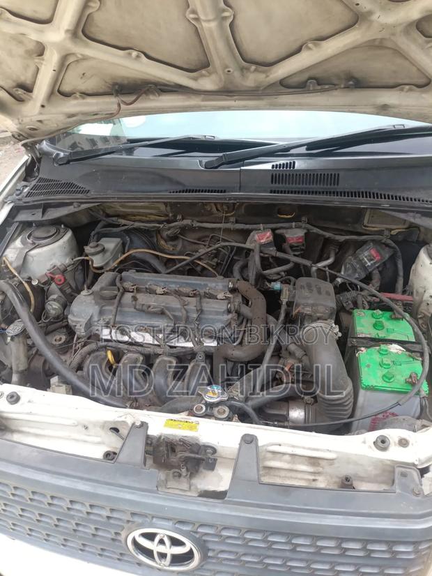 Toyota Probox 2005 White