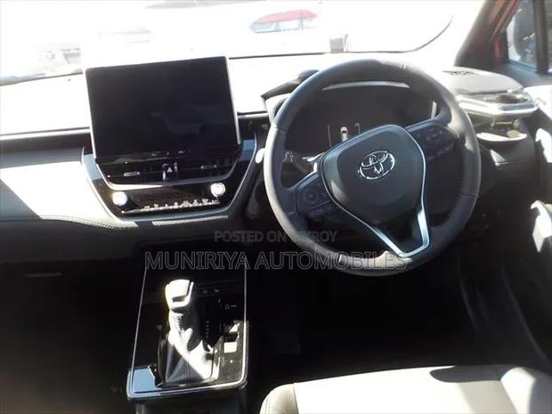 Toyota Corolla Cross 2025 Gray