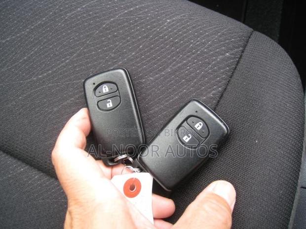 Toyota Axio 2021 Silver