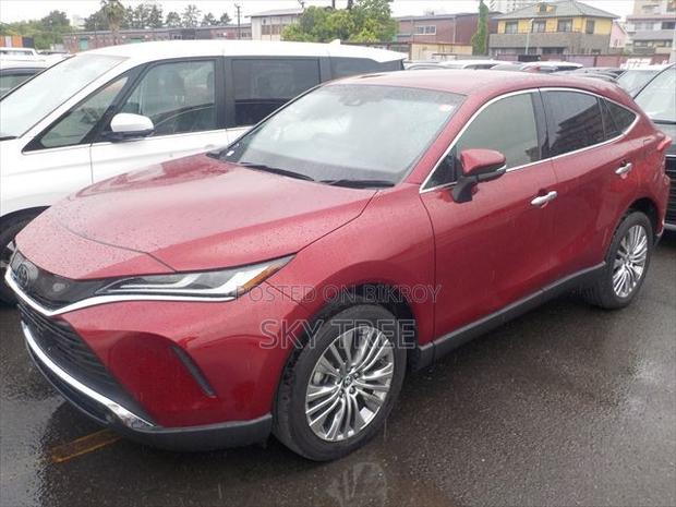 Toyota Harrier 2021 Red