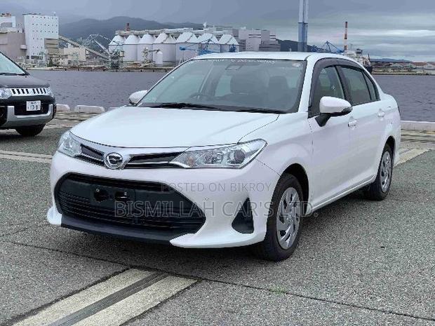 Toyota Axio 2021 White