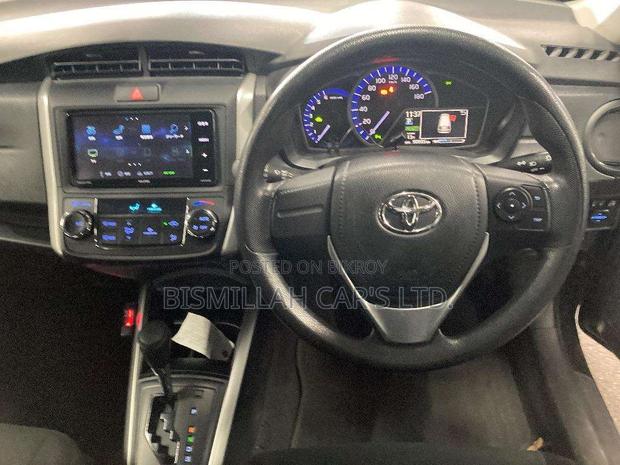 Toyota Corolla Fielder 2021 Black